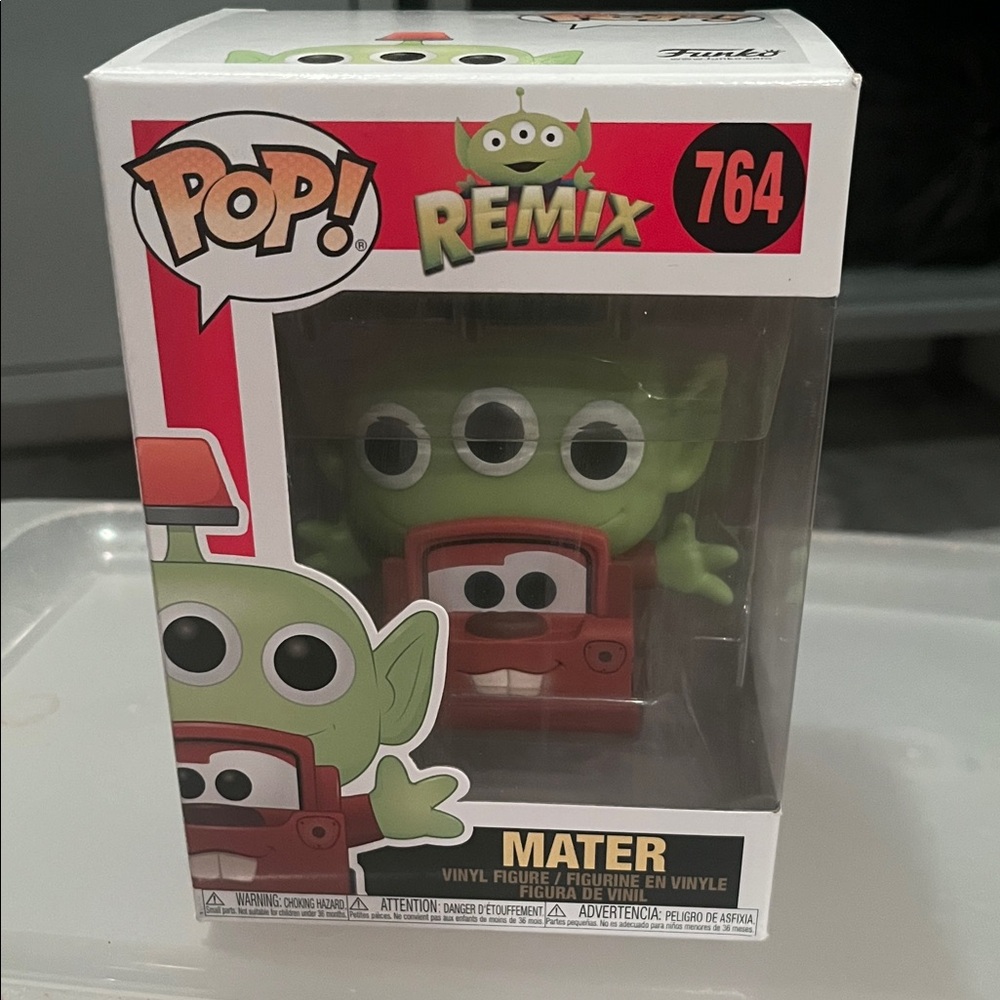 Funko Pop Remix Mater - Green and Red
